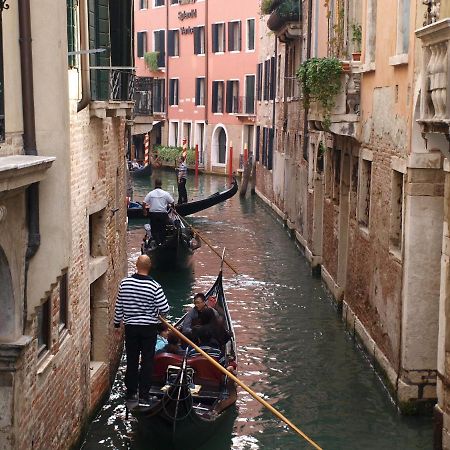 Al Pozzo Dei Scoacamini, 100 M From San Marco, Ground Floor Apartment Venice Ngoại thất bức ảnh