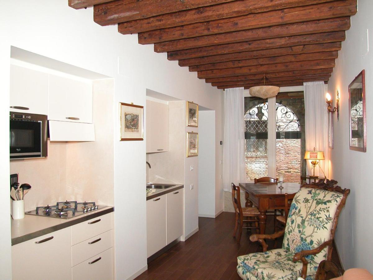 Al Pozzo Dei Scoacamini, 100 M From San Marco, Ground Floor Apartment Venice Ngoại thất bức ảnh